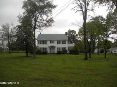 Home For Sale in Jamestown, Tennessee