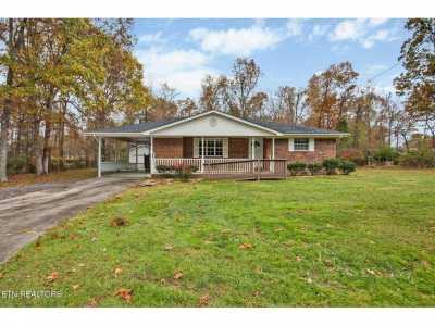 Home For Sale in Crossville, Tennessee