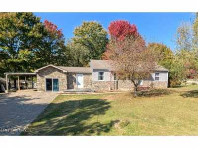 Home For Sale in Maryville, Tennessee