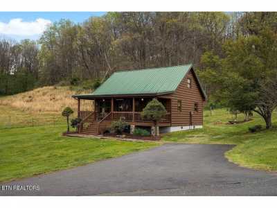 Home For Sale in Elizabethton, Tennessee