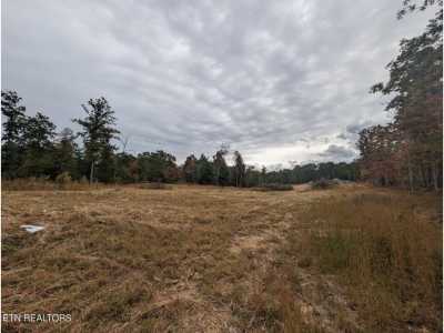 Residential Land For Sale in Deer Lodge, Tennessee