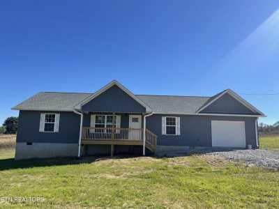 Home For Sale in Pikeville, Tennessee