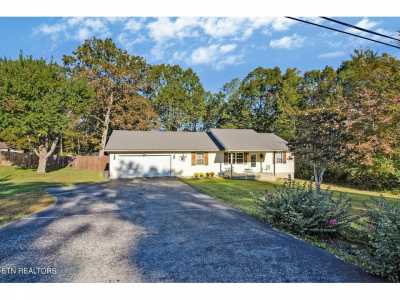 Home For Sale in Crossville, Tennessee