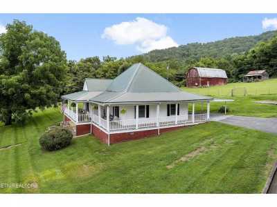 Home For Sale in Tellico Plains, Tennessee