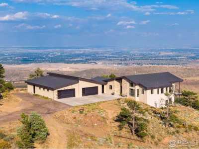 Home For Sale in Loveland, Colorado