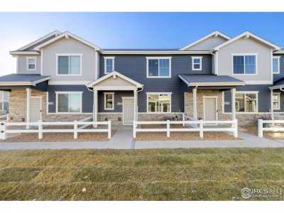 Home For Sale in Johnstown, Colorado