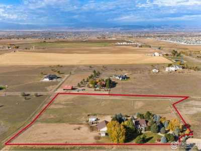 Home For Sale in Windsor, Colorado