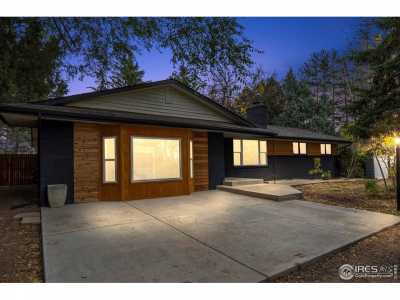 Home For Sale in Fort Collins, Colorado