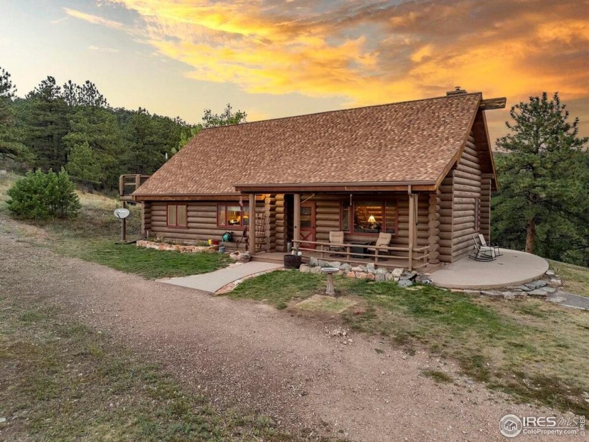 Picture of Home For Sale in Loveland, Colorado, United States