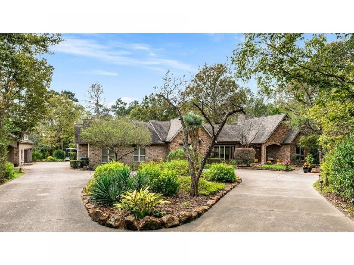 Picture of Home For Sale in Conroe, Texas, United States