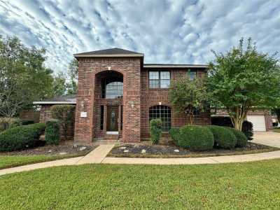 Home For Sale in Lake Jackson, Texas