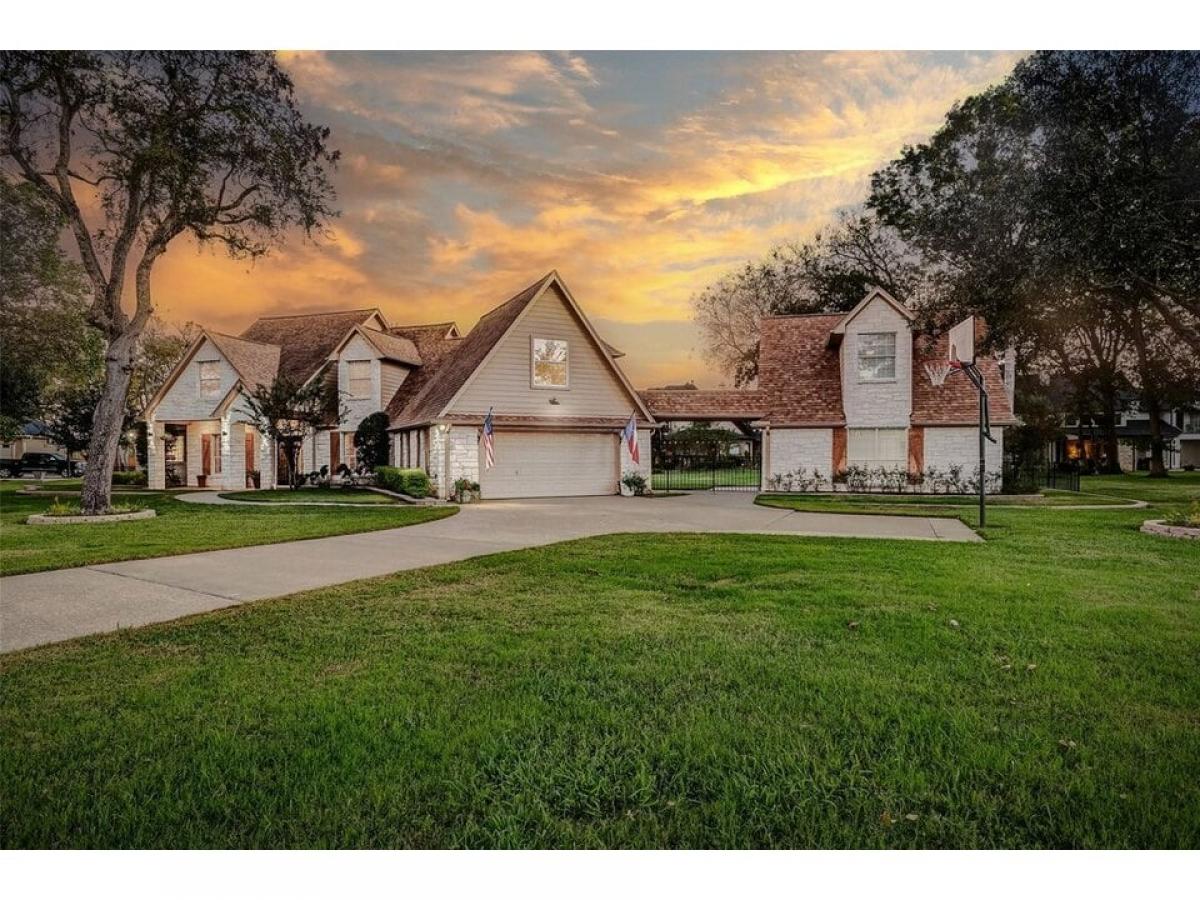 Picture of Home For Sale in Richmond, Texas, United States