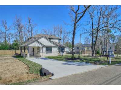 Home For Sale in Willis, Texas