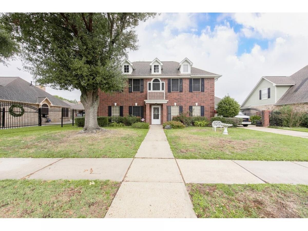 Picture of Home For Sale in Pasadena, Texas, United States