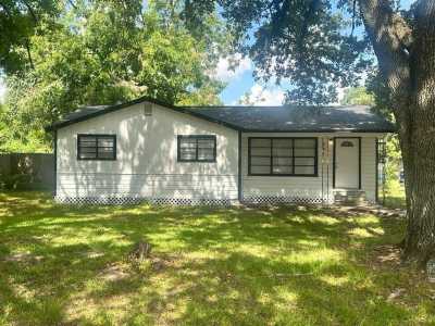 Home For Rent in Ames, Texas