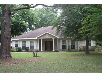 Home For Rent in Cypress, Texas