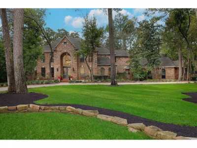 Home For Sale in The Woodlands, Texas