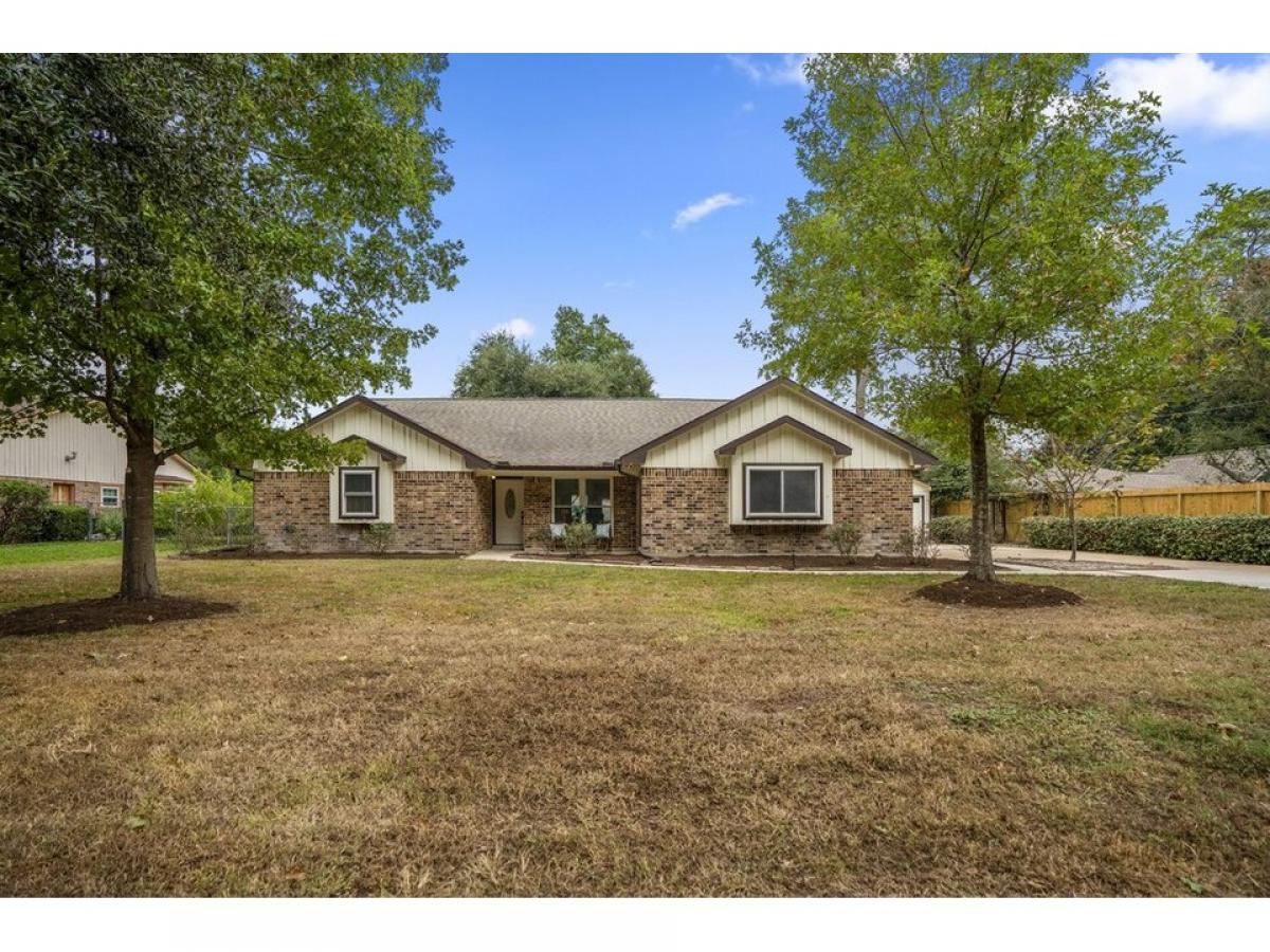 Picture of Home For Sale in Tomball, Texas, United States