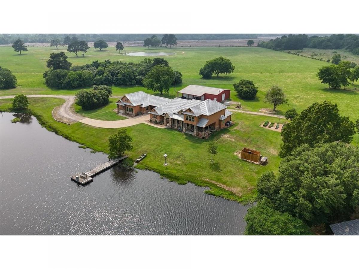 Picture of Home For Sale in Hockley, Texas, United States