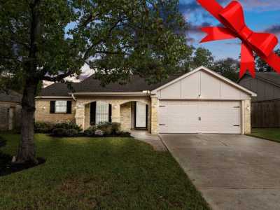 Home For Sale in Tomball, Texas