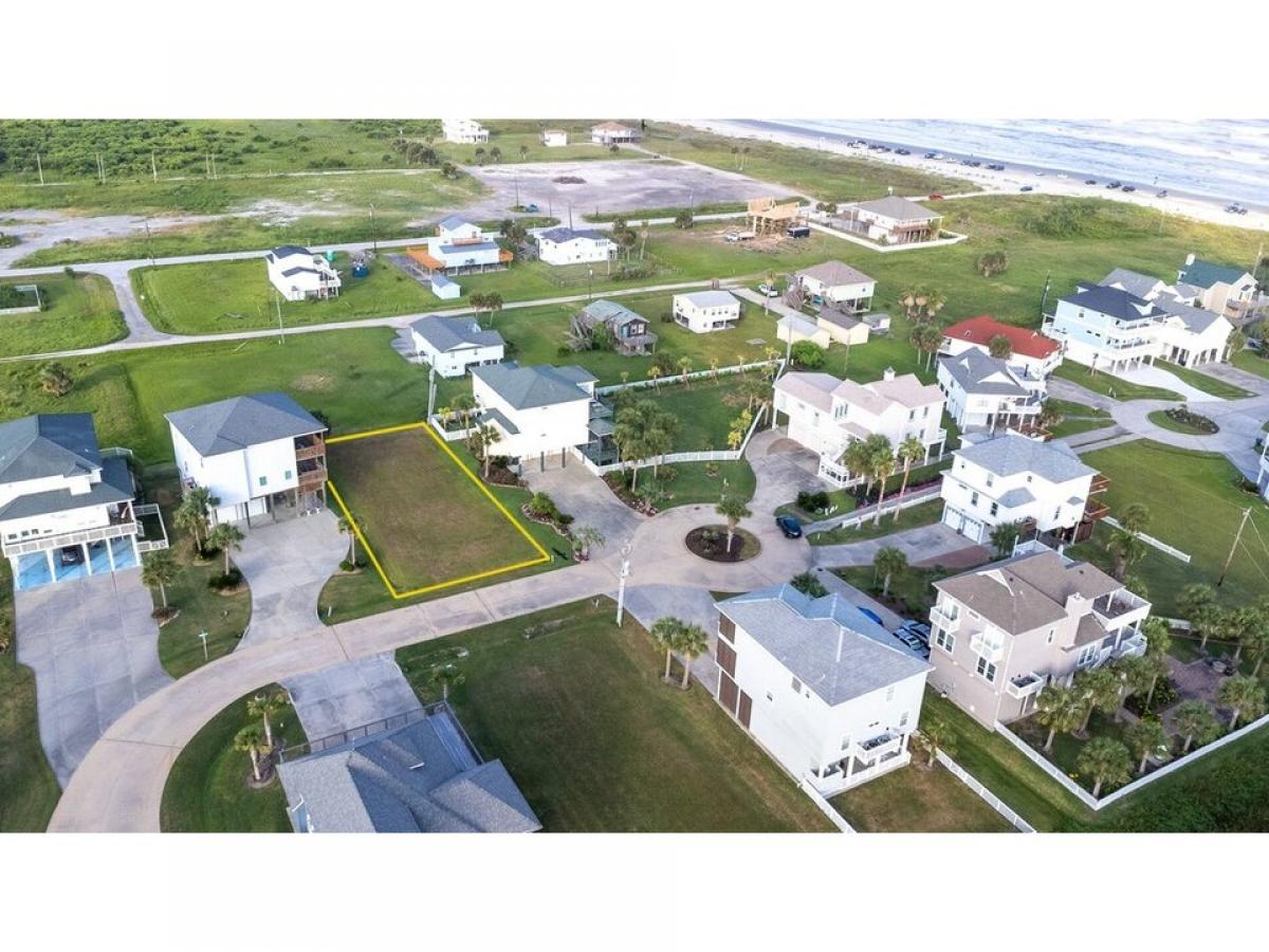 Picture of Residential Land For Sale in Galveston, Texas, United States