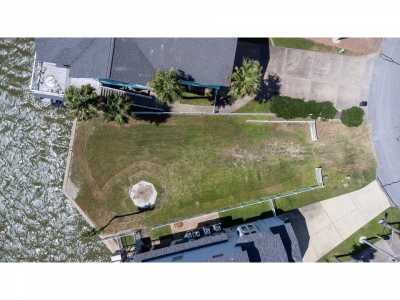 Residential Land For Sale in Tiki Island, Texas