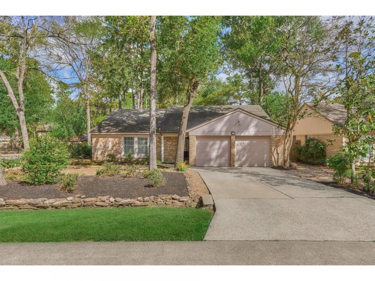 Picture of Home For Sale in The Woodlands, Texas, United States