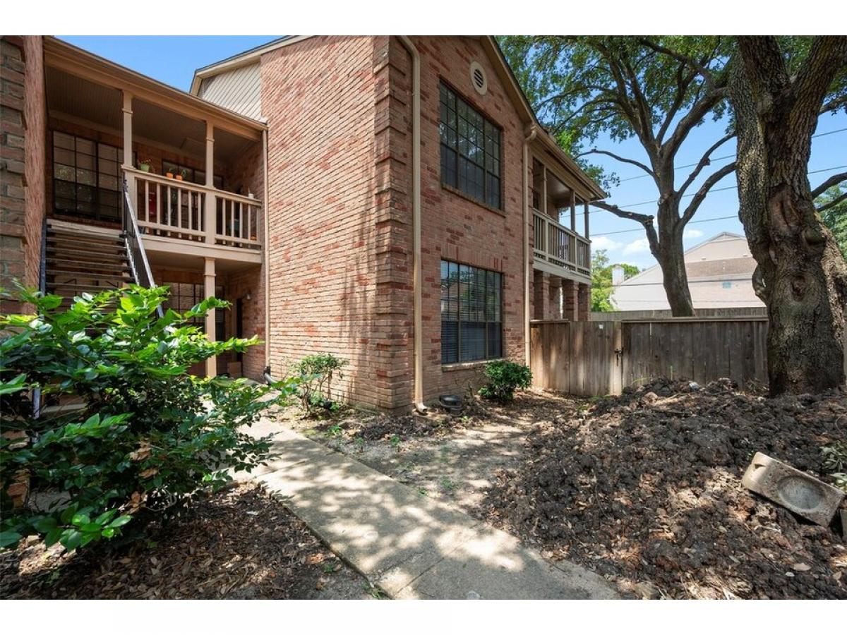 Picture of Home For Sale in Houston, Texas, United States