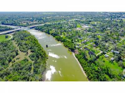 Residential Land For Sale in Brazoria, Texas