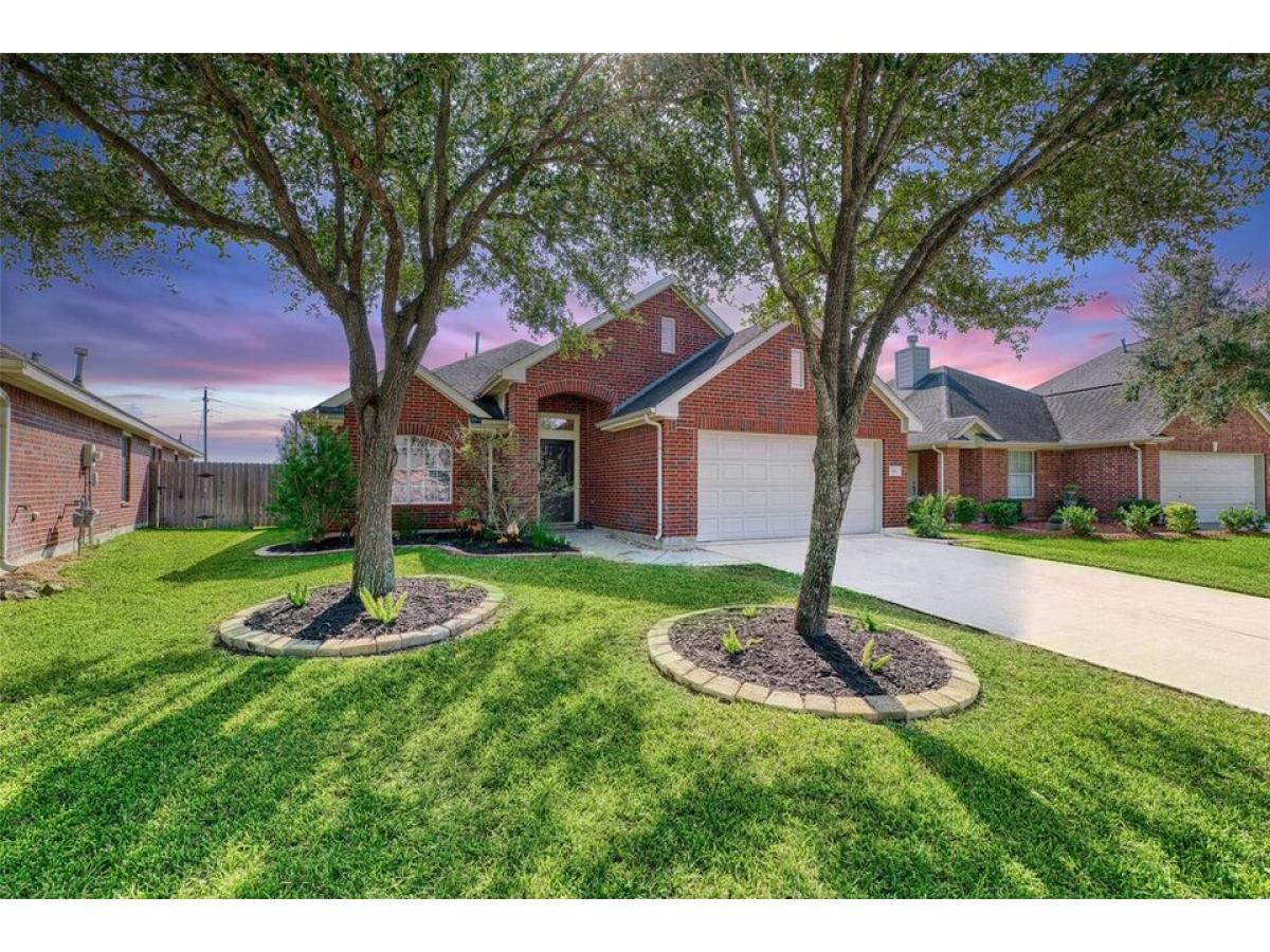 Picture of Home For Sale in Richmond, Texas, United States