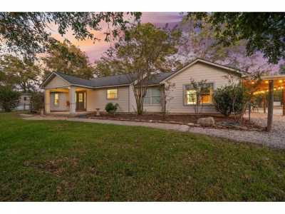 Home For Sale in Waller, Texas