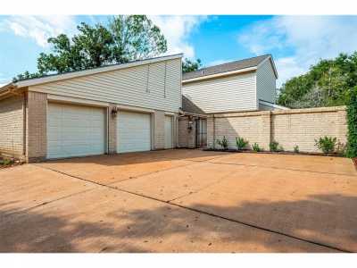 Home For Sale in Missouri City, Texas