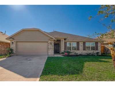 Home For Sale in Rosharon, Texas