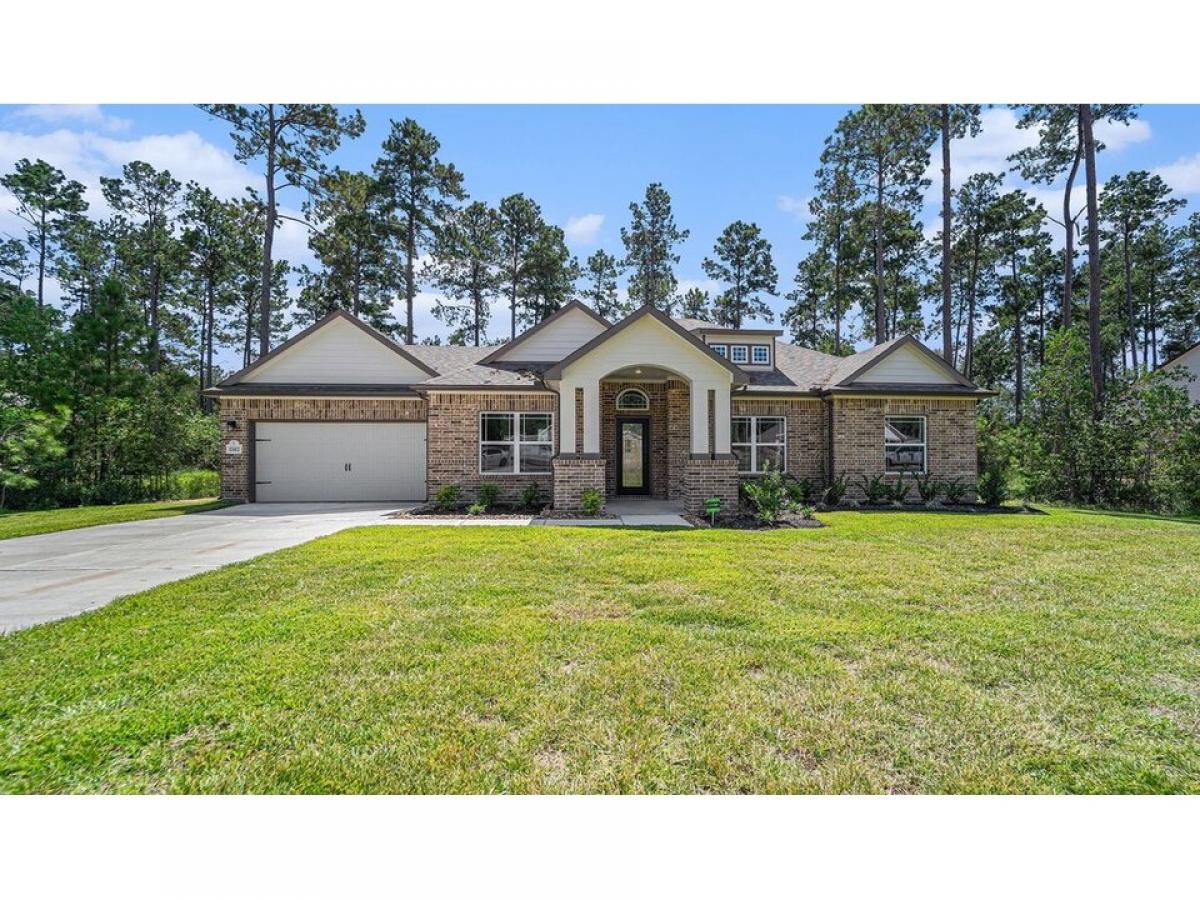 Picture of Home For Sale in Conroe, Texas, United States