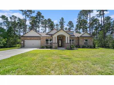 Home For Sale in Conroe, Texas