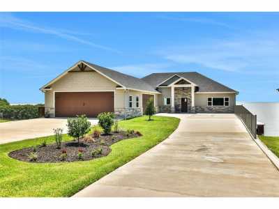 Home For Sale in Point Blank, Texas