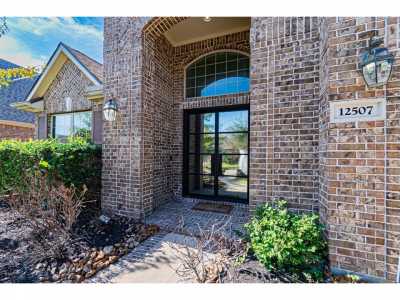 Home For Sale in Cypress, Texas