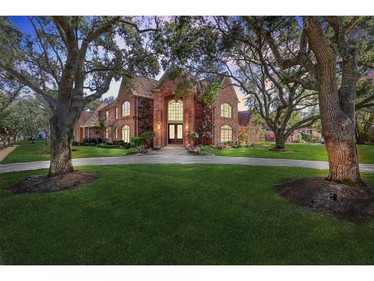 Picture of Home For Sale in Houston, Texas, United States