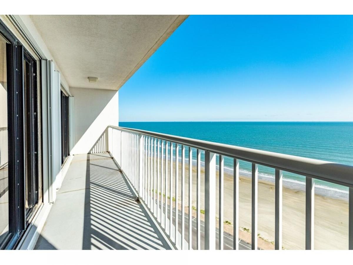 Picture of Home For Sale in Galveston, Texas, United States