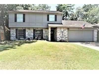 Home For Sale in Kingwood, Texas