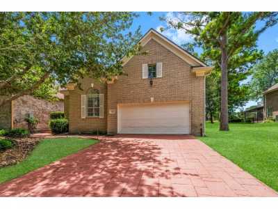 Home For Sale in Montgomery, Texas