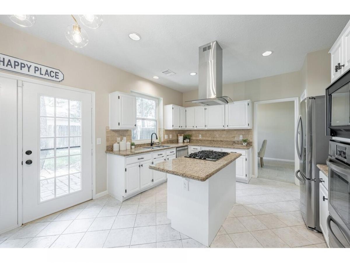 Picture of Home For Sale in The Woodlands, Texas, United States