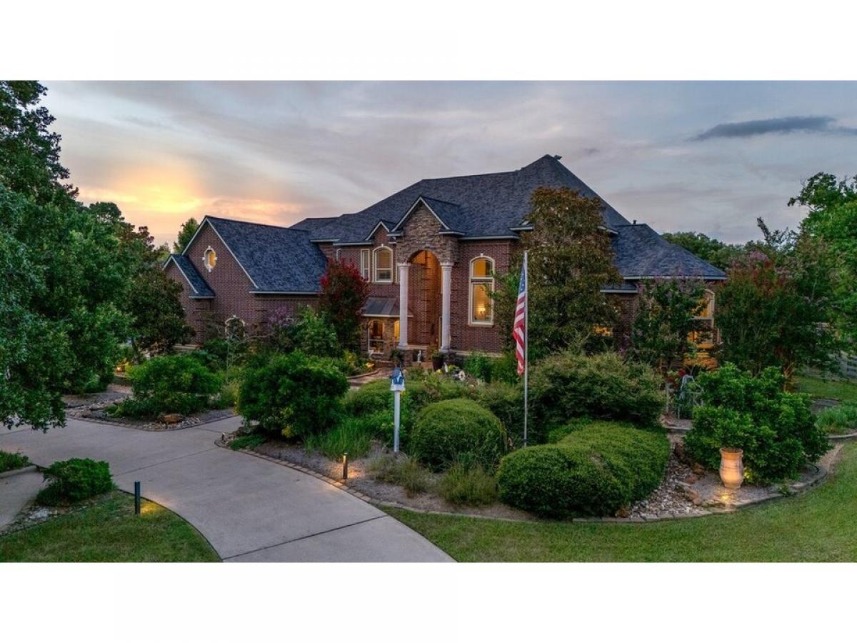 Picture of Home For Sale in Hockley, Texas, United States