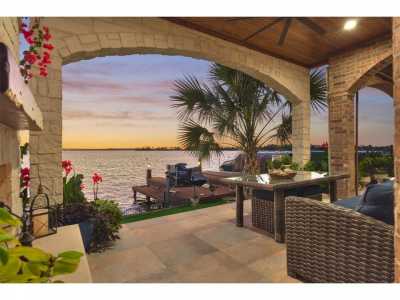 Home For Sale in Conroe, Texas