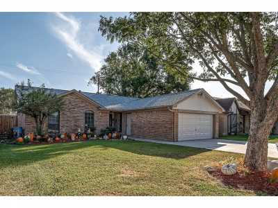 Home For Sale in Pasadena, Texas