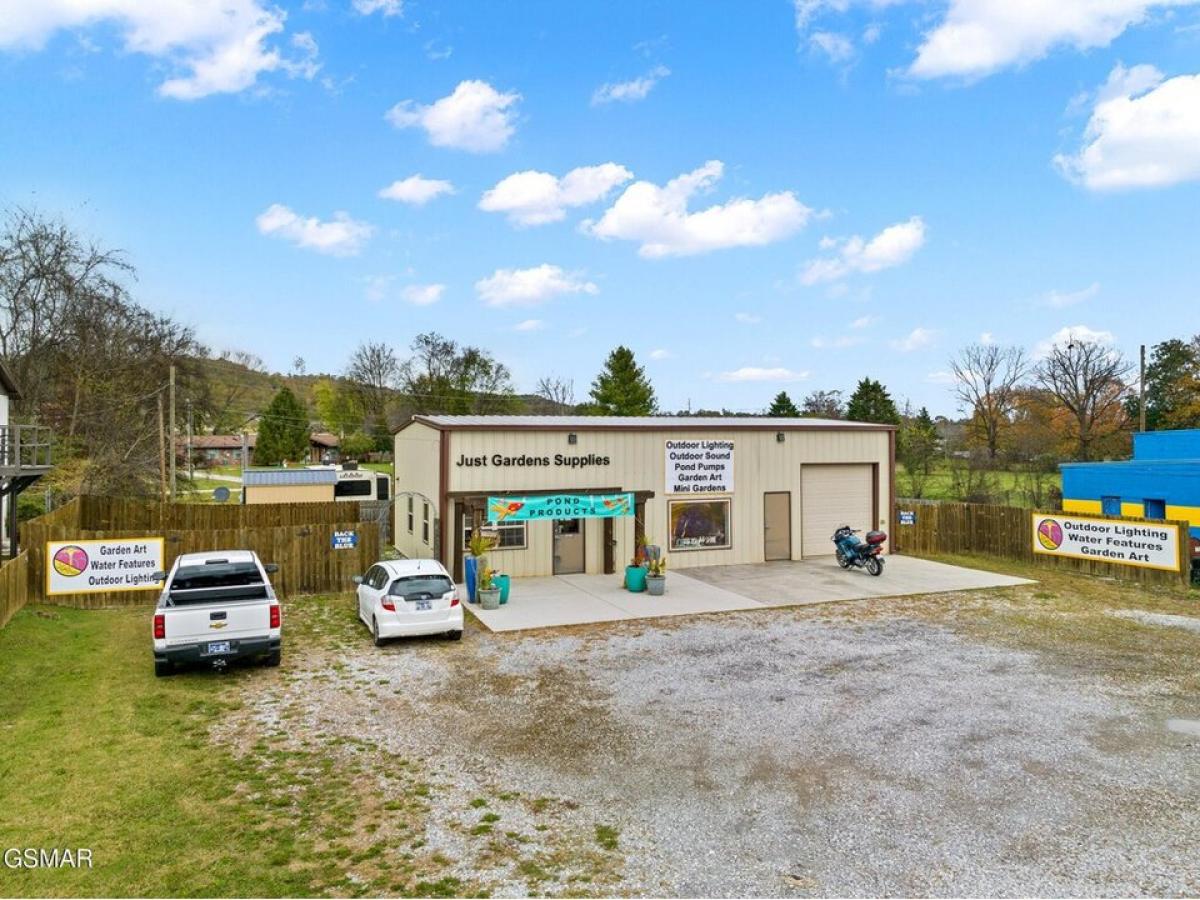 Picture of Home For Sale in Seymour, Tennessee, United States