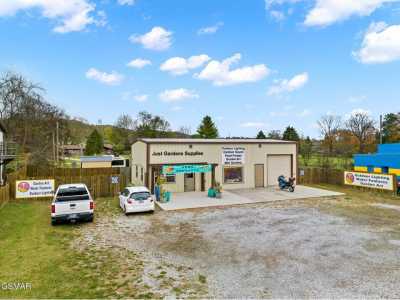 Home For Sale in Seymour, Tennessee