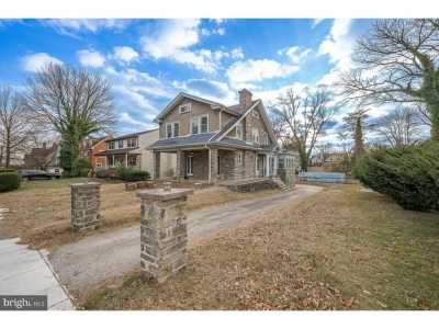 Home For Sale in Drexel Hill, Pennsylvania