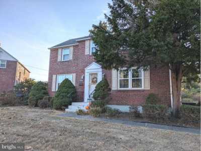 Home For Sale in Springfield, Pennsylvania