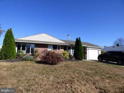 Home For Sale in Levittown, Pennsylvania